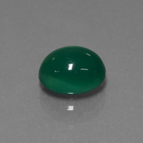 3.01カラットの天然グリーンアゲート（9.7×8.5 mm・オーバルカット）