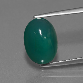3.43カラットの天然グリーンアゲート（11.2×8 mm・オーバルカット）