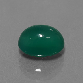 4.47カラットの天然ミディアムグリーンアゲート（11.3×8 mm・オーバルカット）