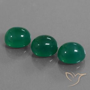 Shop natural 10.68ct ミディアムグリーン 瑪瑙 gems, 楕円形, from インド at GemSelect. In stock, global shipping!