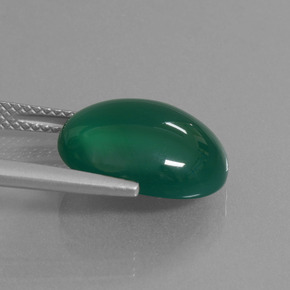 7.02カラットの天然ミディアムディープグリーンアゲート（14.5×11.4 mm・オーバルカット）