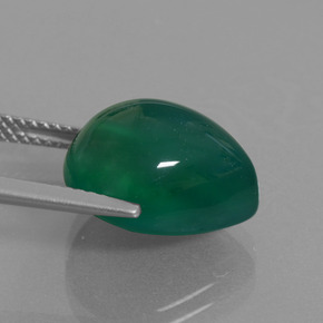 8.45カラットの天然フォレストグリーンアゲート（13.8×12.1 mm・洋梨の形）