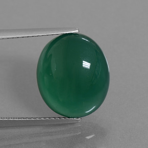 8.32カラットの天然グリーンアゲート（13×12.3 mm・オーバルカット）