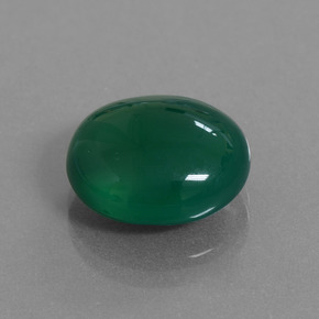 8.32カラットの天然グリーンアゲート（13×12.3 mm・オーバルカット）