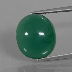 8.22カラットの天然黄色がかった緑アゲート（13.8×12.1 mm・オーバルカット）