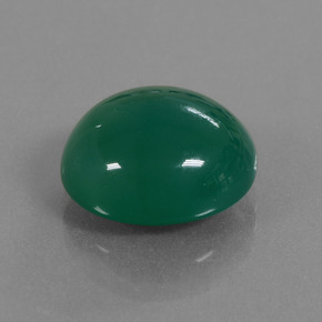 8.22カラットの天然黄色がかった緑アゲート（13.8×12.1 mm・オーバルカット）