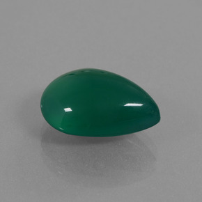 6.75カラットの天然ミディアムダークグリーンアゲート（14.7×11.1 mm・洋梨の形）