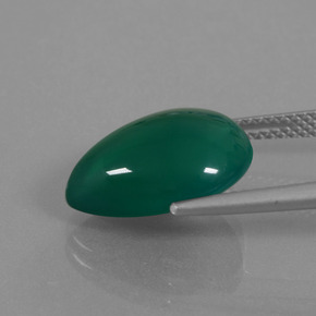 6.75カラットの天然ミディアムダークグリーンアゲート（14.7×11.1 mm・洋梨の形）