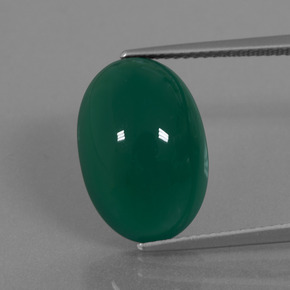 10.63カラットの天然グリーンアゲート（16.4×11.2 mm・オーバルカット）