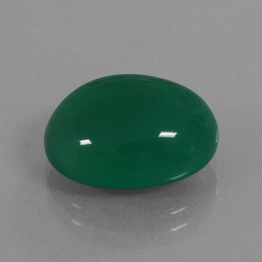 7.34カラットの天然ミディアムグリーンアゲート（13.9×11.2 mm・オーバルカット）
