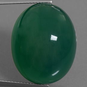 35.01カラットの天然グリーンアゲート（22.7×18.4 mm・オーバルカット）