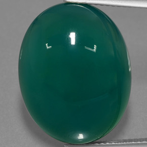 23.14カラットの天然ディープグリーンアゲート（21.7×16.9 mm・オーバルカット）