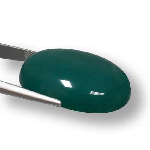 78.98カラットの天然ダークグリーンアゲート（33.5×27.4 mm・オーバルカット）