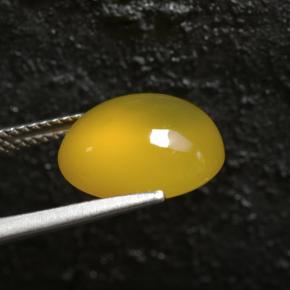 6.03カラットの天然ハニーイエローアゲート（12.7×11.4 mm・オーバルカット）
