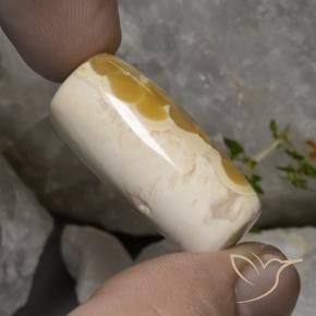 56.94カラットの天然マルチカラーアゲート、ファンシーシェイプ、オペーク