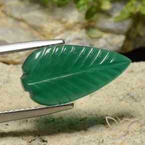 4.46カラットの天然ウォームグリーン瑪瑙、フラワーカット、半透明