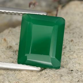 3.78カラットの天然ミディアムグリーンアゲート（11.1×9.2 mm・エメラルドカット）