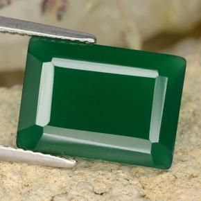 6.38カラットの天然グリーンアゲート（14.3×10.3 mm・エメラルドカット）