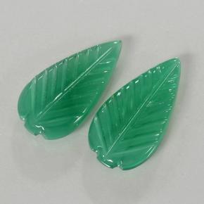 5.71カラットの天然ライトグリーンアゲート（17.9×9.5 mm・フラワーカット）