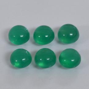 1.69カラットの天然ウォームグリーンアゲート（4.09 mm・ラウンドカット）