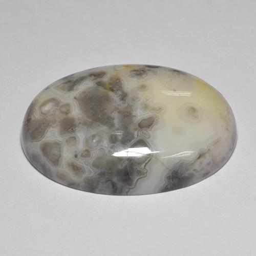39.51カラットの天然マルチカラーアゲート（30.2×22 mm・オーバルカット）