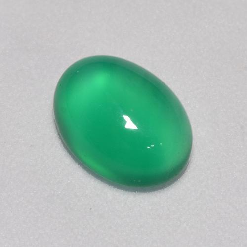 1.23カラットの天然薄いバジルグリーンアゲート（7.9×5.9 mm・オーバルカット）