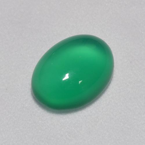 1.23カラットの天然薄いバジルグリーンアゲート（7.9×5.9 mm・オーバルカット）