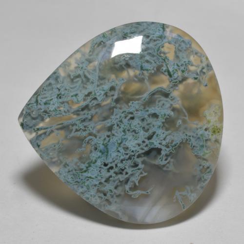31.45カラットの天然マルチカラーアゲート（28.9×28.4 mm・洋梨の形）