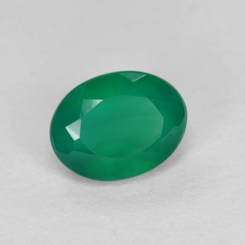 1.04カラットの天然ウォームグリーンアゲート（7.4×5.6 mm・オーバルカット）