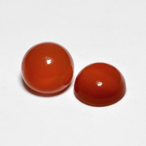 1.60カラットの天然ミディアムレッドアゲート（5.95 mm・ラウンドカット）