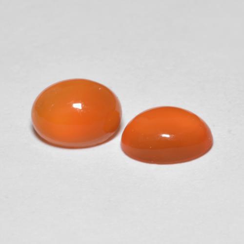 1.41カラットの天然ウォームアプリコットオレンジアゲート（6.7×5.1 mm・オーバルカット）