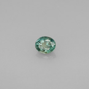 0.33カラットの天然グリーン/レッドアレキサンドライト（4.4×3.7 mm・オーバルカット）