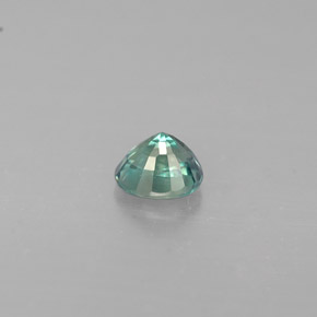 0.36カラットの天然グリーン/レッドアレキサンドライト（4.3×3.5 mm・オーバルカット）
