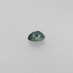 0.13カラットの天然グリーン/レッドアレキサンドライト（3.4×2.4 mm・洋梨の形）