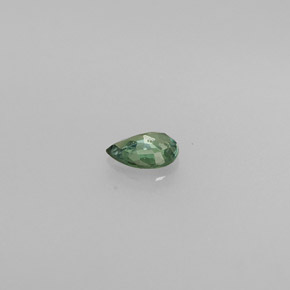 0.10カラットの天然グリーン/レッドアレキサンドライト（3.6×2.6 mm・洋梨の形）