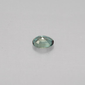 0.14カラットの天然グリーン/レッドアレキサンドライト（3.5×2.7 mm・オーバルカット）