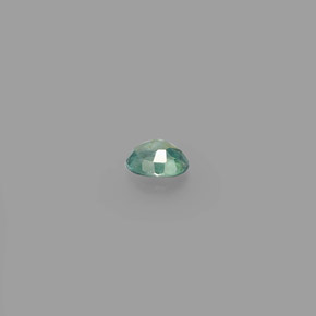 0.12カラットの天然グリーン/レッドアレキサンドライト（3.3×2.7 mm・オーバルカット）