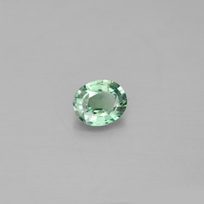 0.25カラットの天然グリーン/レッドアレキサンドライト（4.4×3.7 mm・オーバルカット）