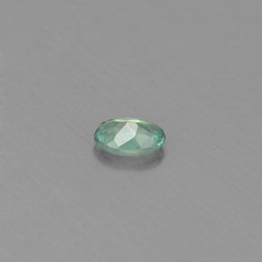 0.10カラットの天然グリーン/レッドアレキサンドライト（3.5×2.5 mm・オーバルカット）