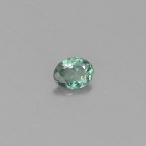 0.13カラットの天然グリーン/レッドアレキサンドライト（3.5×2.7 mm・オーバルカット）