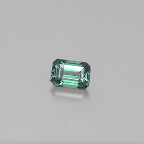 0.25カラットの天然グリーン/レッドアレキサンドライト（4×2.8 mm・エメラルドカット）