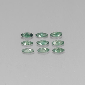 カラットの天然グリーン/レッドアレキサンドライト（4×2 mm・マーキス）