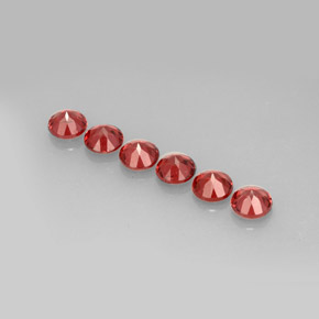 自然派の商品を探す ct オレンジレッド アルマンディンガーネット 宝石, ラウンドカット, マダガスカル からGemSelectで. 在庫あり、世界各国へ発送!