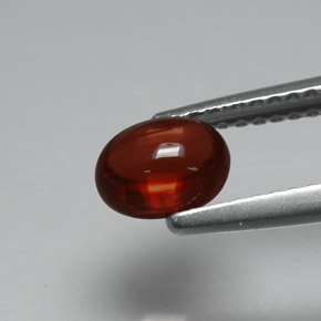 1.10カラットの天然オレンジレッドアルマンディンガーネット（6.3×4.9 mm・オーバルカット）