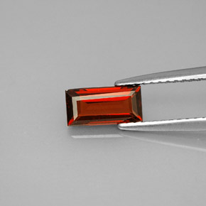 1.09カラットの天然レッドアルマンディンガーネット、バゲット、VVS-VS