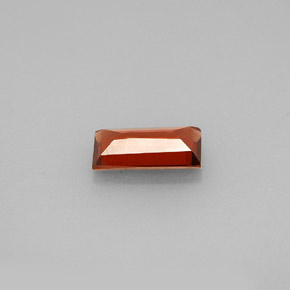 0.93カラットの天然レッドアルマンディンガーネット、バゲット、VS