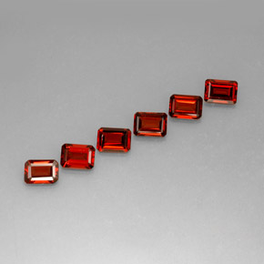 自然派の商品を探す ct レッド アルマンディンガーネット 宝石, エメラルドカット, マダガスカル からGemSelectで. 在庫あり、世界各国へ発送!