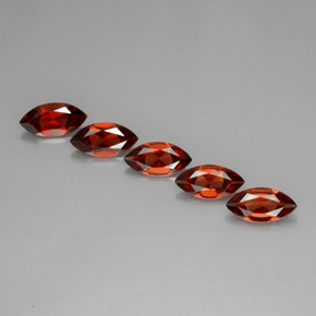 カラットの天然レッドアルマンディンガーネット（10×5 mm・マーキス）