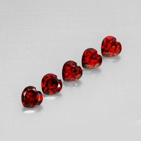 自然派の商品を探す ct ディープレッド アルマンディンガーネット 宝石, ハート型, マダガスカル からGemSelectで. 在庫あり、世界各国へ発送!