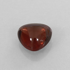 1.47カラットの天然ディープレッドアルマンディンガーネット（7.1×7 mm・透明）